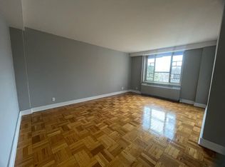 73-04 193rd St #H12, Fresh Meadows, NY 11366