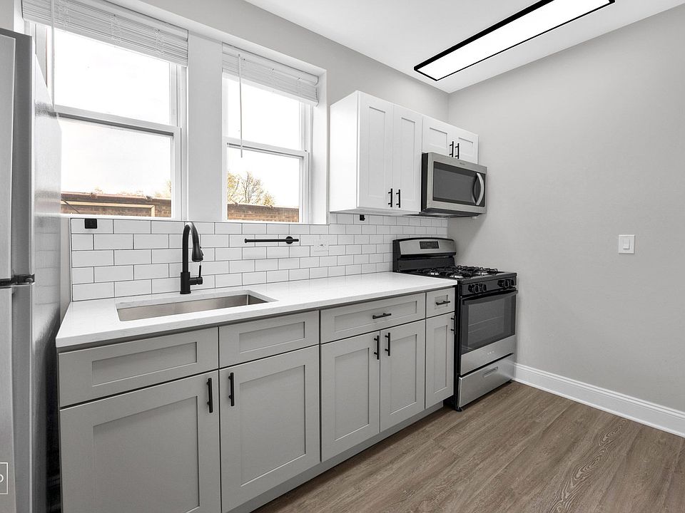 1st image of 2610-18 N Laramie Ave #2610-1S