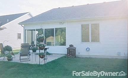 2nd image of 6822 Yorktown Pl