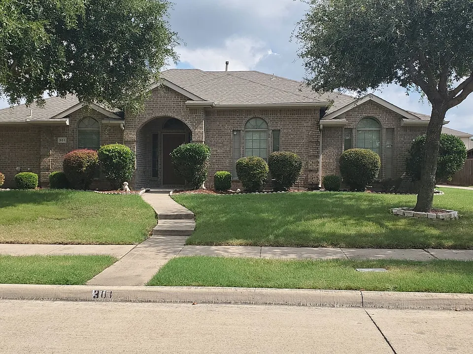 301 Ponderosa Trl