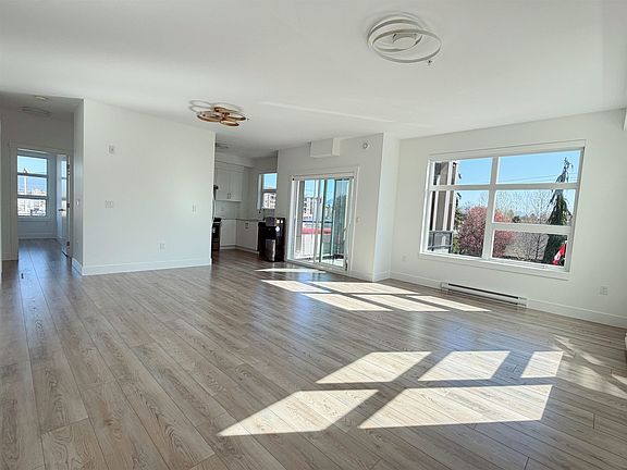 4th image of 22577 Royal Cres #303