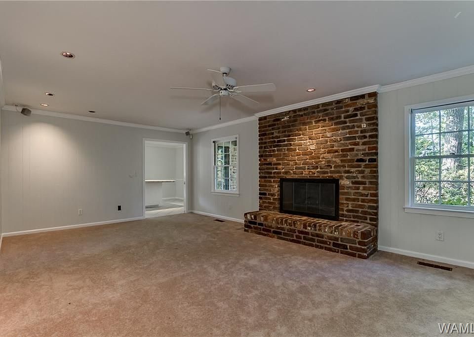 1st image of 3477 Arcadia Dr