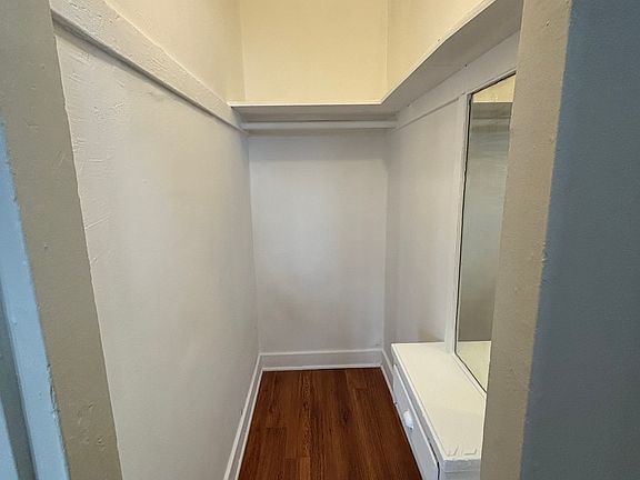 4th image of 1050 S Hobart Blvd #1054-1/2