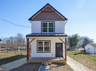 31 Penn St, Washington Boro, PA 17582