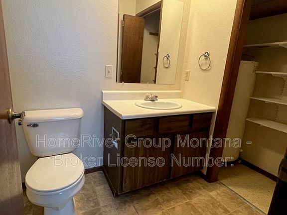 5th image of 2312 Ernest Ave APT A