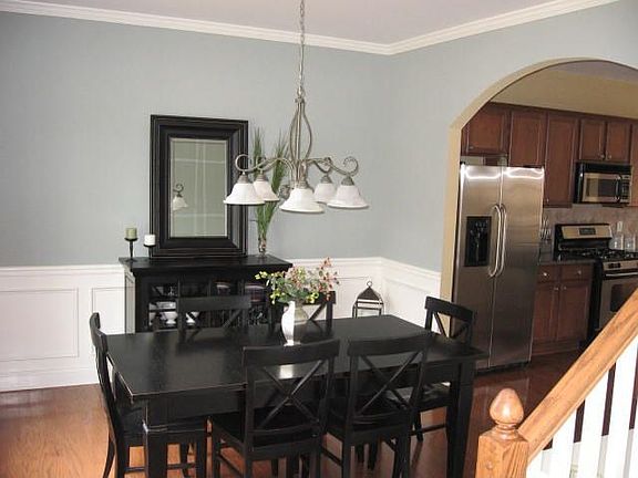 Formal Dining Rm