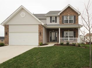 200 Longridge Cir, Belleville, IL 62221