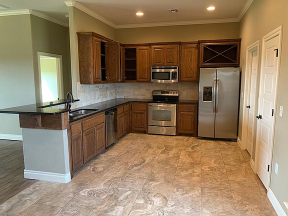 3rd image of 1528 Stonehouse Dr
