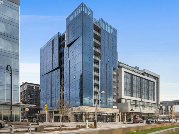 590 Waterfront Way Unit 201, Vancouver, WA 98660