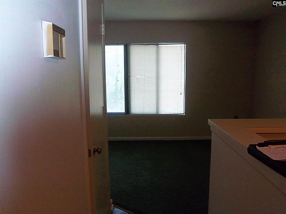 3rd image of 1600 Park Cir APT 406