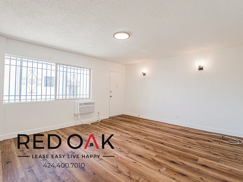 1843 S Gramercy Pl #9