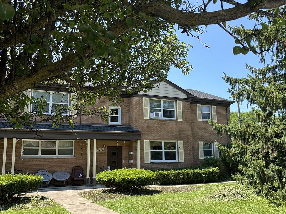 1st image of 928 Harlem Ave #928