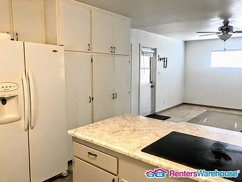 3rd image of 7032 E Belleview St