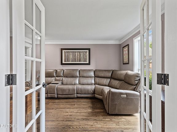5th image of 1509 Westin Pl