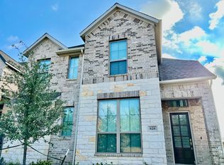 828 Azul Lagoon Dr, Leander, TX 78641