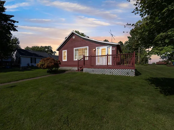 113 7th Ave, Shell Lake, WI 54871