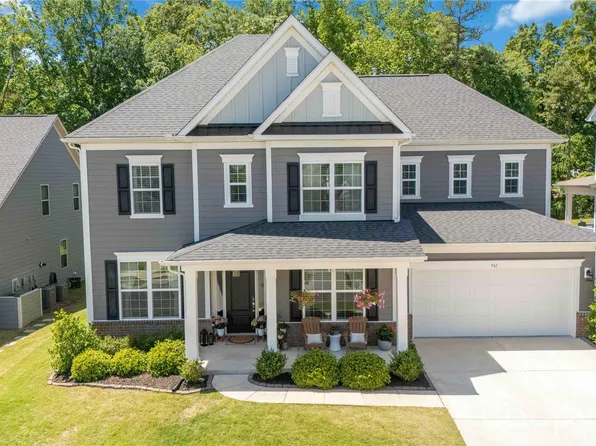 961 Stebbins Dr, Fort Mill, SC 29715