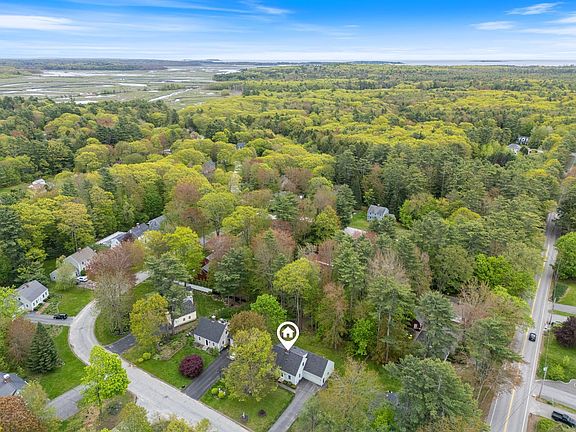 3rd image of 3 Foxwell Drive