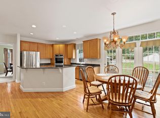 9902 Mosby Rd, Fairfax, VA 22032