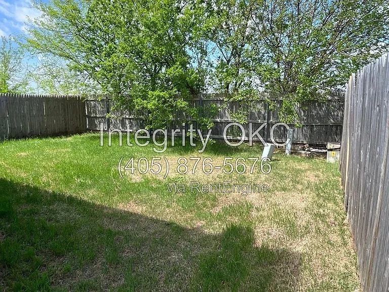 642 Welston Cir — Photo 3