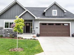 2012 Ontario Dr, Northfield, MN 55057