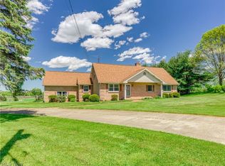 10320 Wanda Cir NE, Hartville, OH 44632