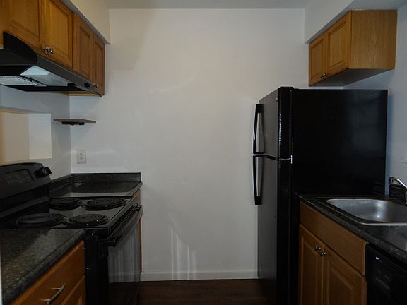 5th image of 2630 Kelli Dr #1
