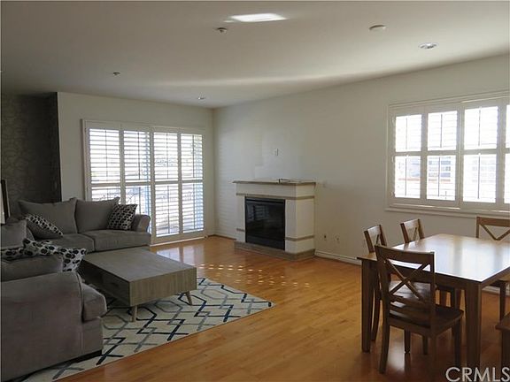 4th image of 320 S Willaman Dr APT 403