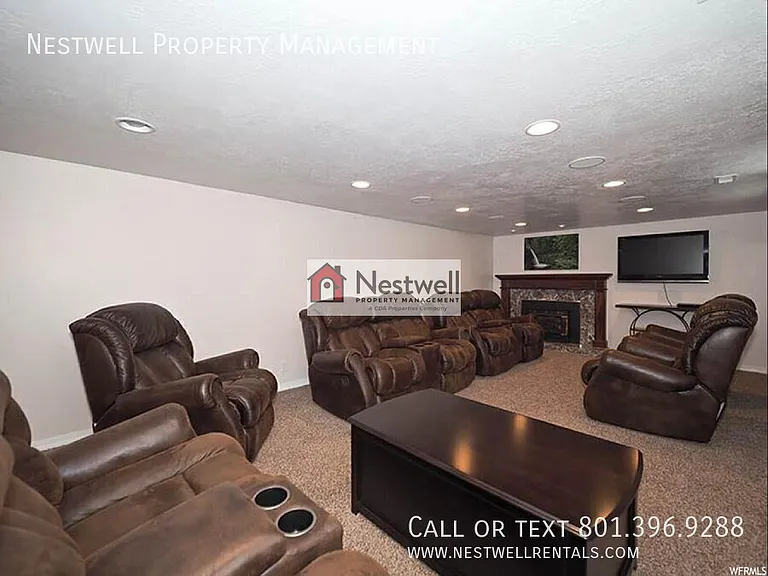 501 E 250 N — Photo 10