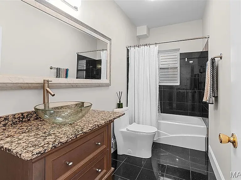 4254 Humphrey St — Photo 18