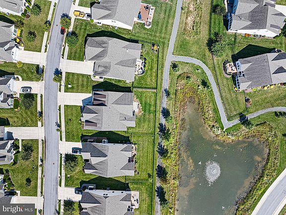 5th image of 21835 Graves Dr
