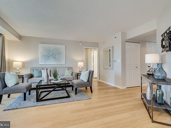 2nd image of 2151 Jamieson Ave Unit 2-1203