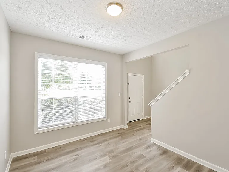 7050 Silver Bend Overlook — Photo 9