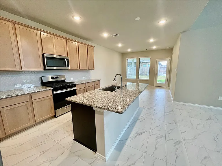 553 Sand Branch Dr — Photo 15
