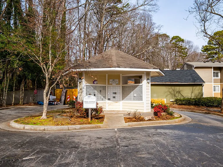 The Lake House at Martins Landing — Photo 27