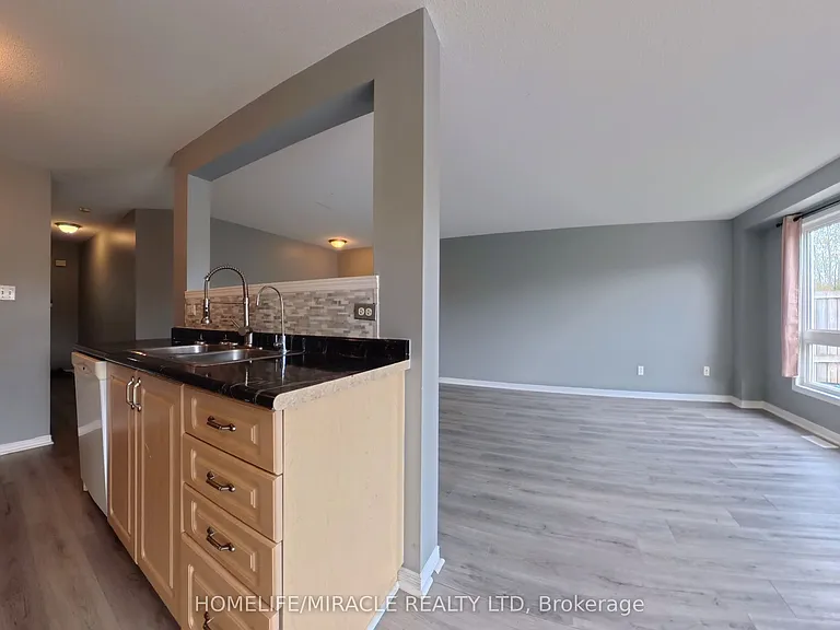 193 Prosperity Dr — Photo 15
