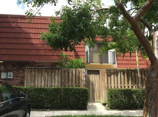 9896 NW 6th Pl, Fort Lauderdale, FL 33324