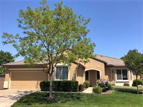 9524 Emerald Cove Ln photo 1