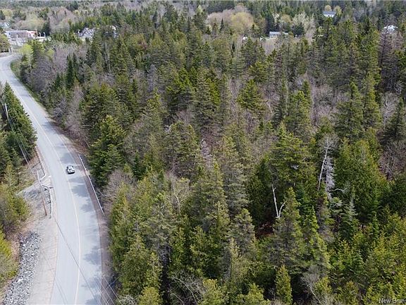 3rd image of LOT Park Dr