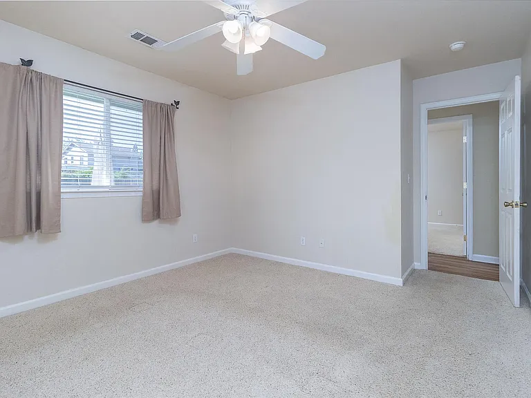 2948 Leland Ave — Photo 12