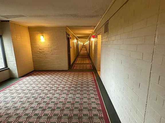 5th image of 3100 S Manchester St APT 832
