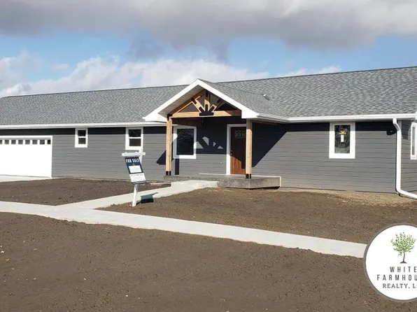 230 N Cuming St, Pilger, NE 68768