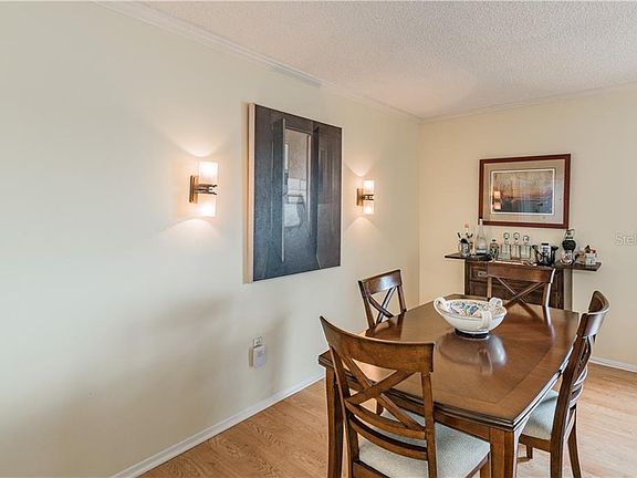 5th image of 2401 Bayshore Blvd Unit 607