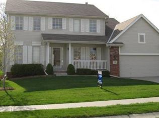 324 Castle Pine Dr, Papillion, NE 68133