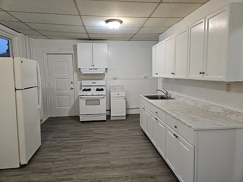 612 Saint John St #4 Photo 1