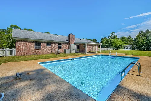 2613 Killarney Way Photo 1