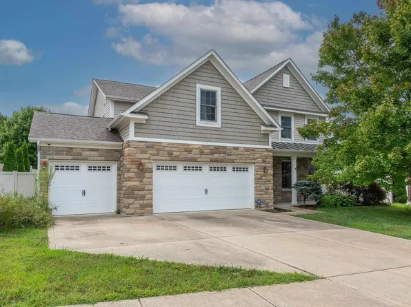 5365 W Cobblestone St, Bloomington, IN 47403