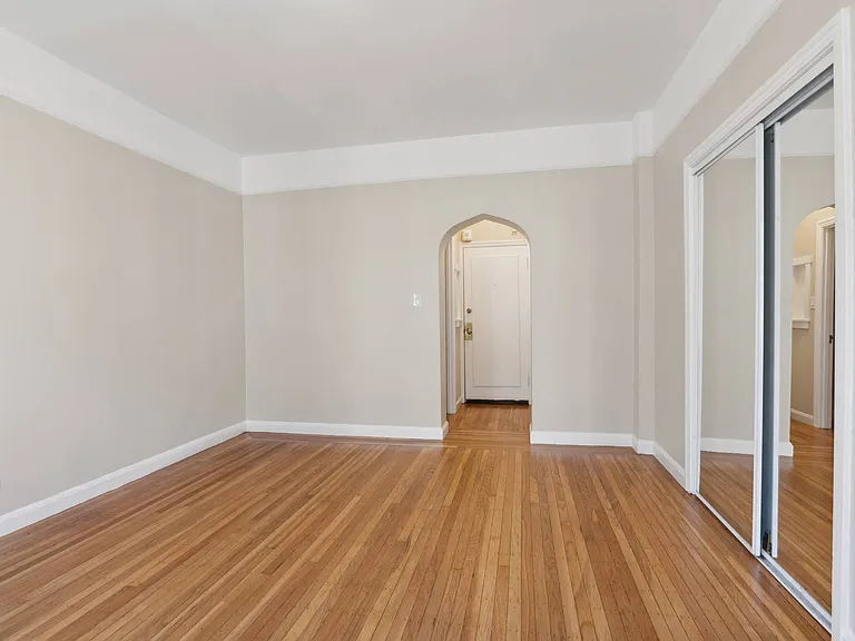 1520 Gough Street — Photo 21
