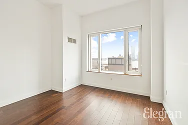 Rented by (Legacy) Elegran