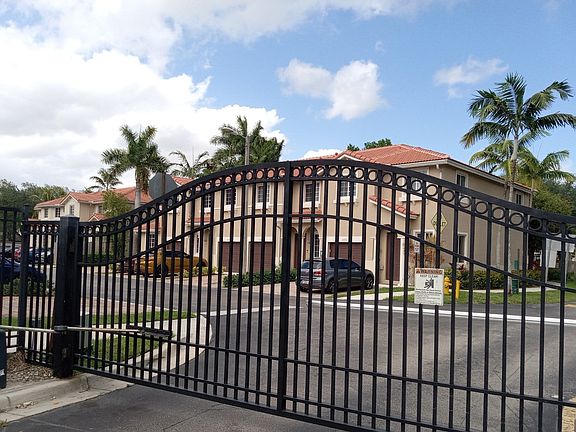 2nd image of 21427 NW 13th Ct APT 114